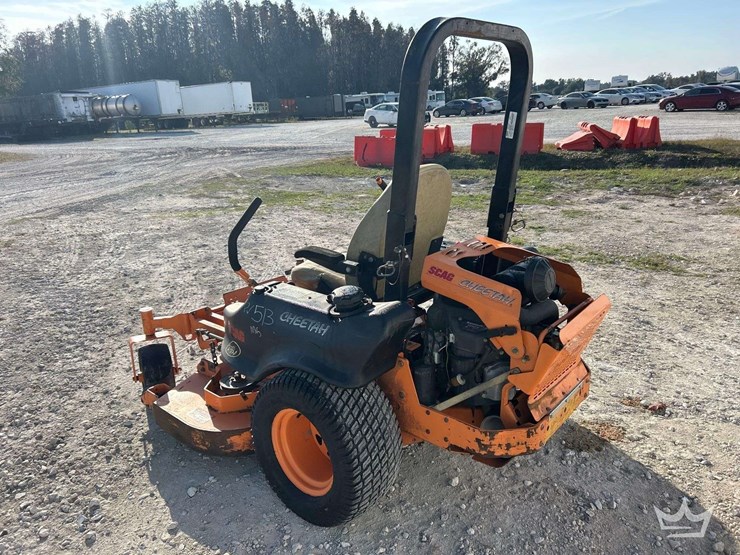 zero-turn-mower-image-4