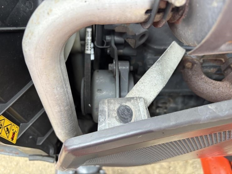 kubota-b2301-image-45