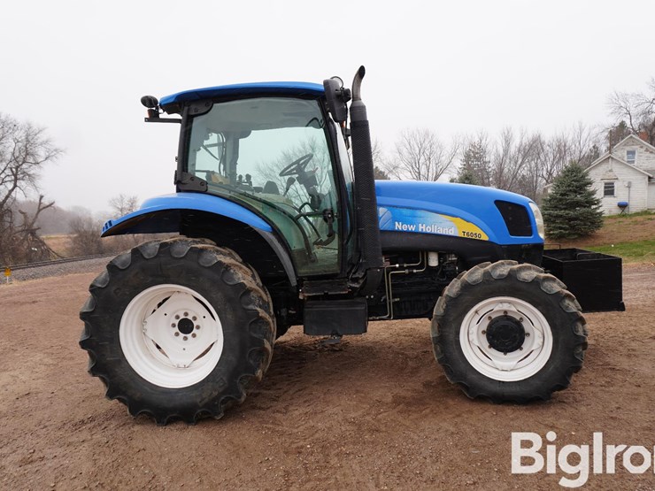 new-holland-t6050-image-4