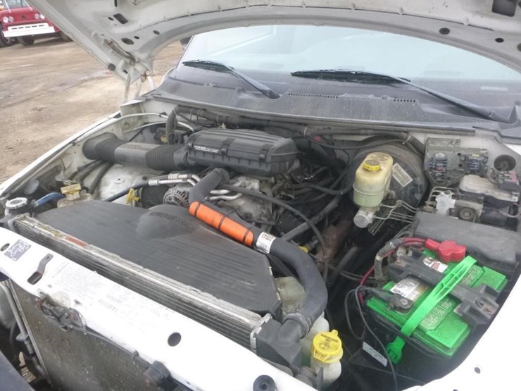 2002-dodge-ram-2500-image-11