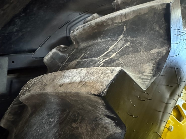 john-deere-8r-410-image-23