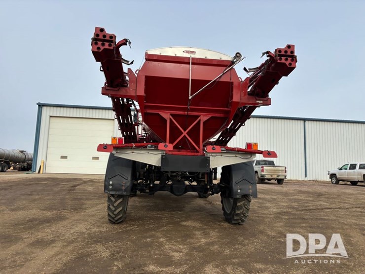 2018-case-ih-810-image-10