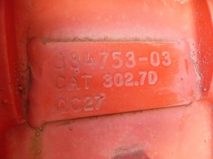 caterpillar-302.7d-image-6