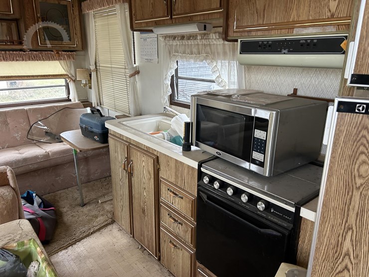 starcraft-5th-wheel-image-33