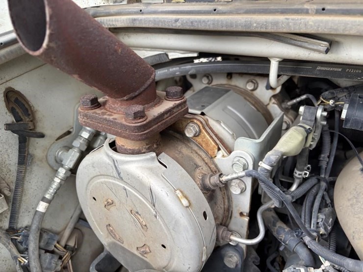 2016-takeuchi-tl8-image-37