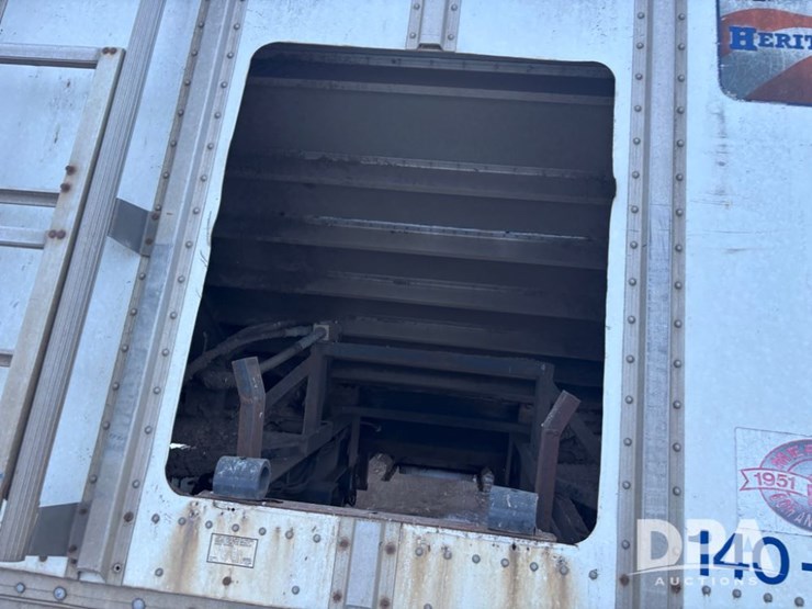 2012-merritt-grain-trailer-image-15