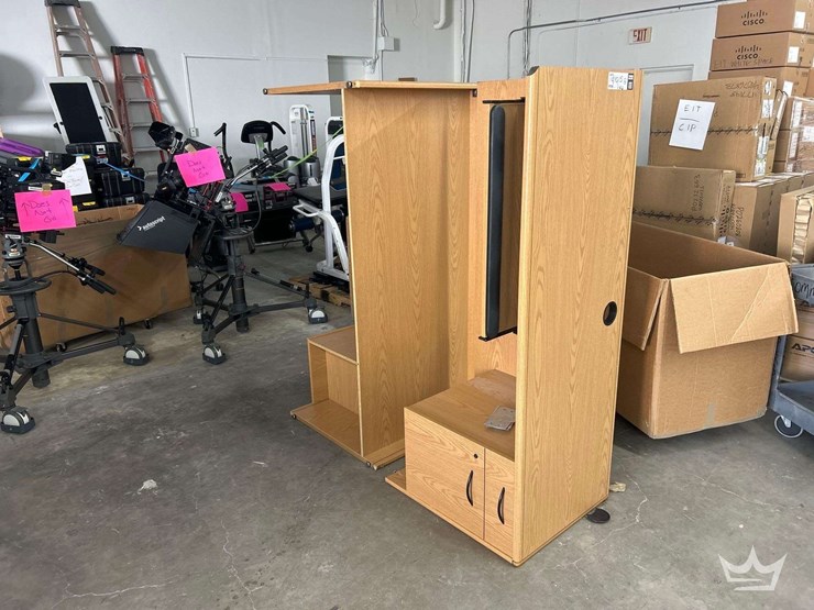 two-piece-office-desk-image-1