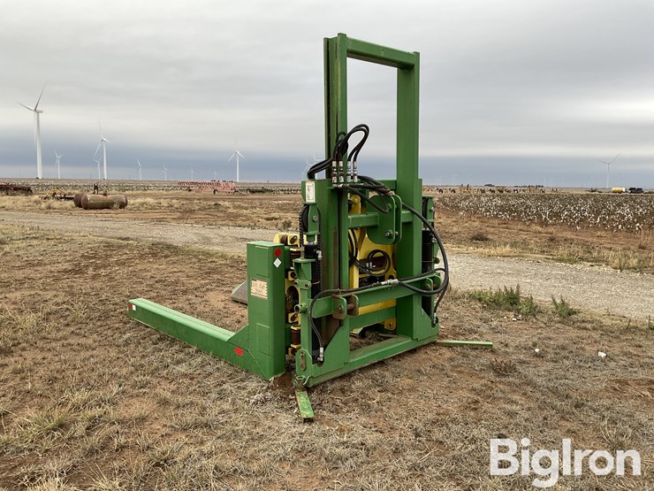 sm-fab-2085-heavy-duty-round-cotton-bale-handler-w/mast-image-7