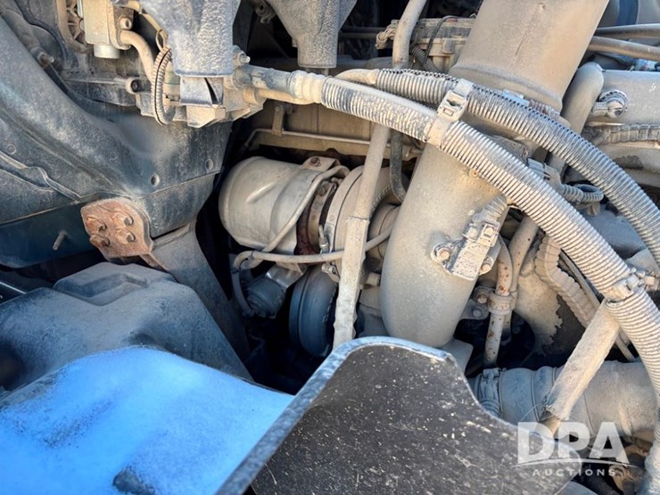 international-prostar-image-21