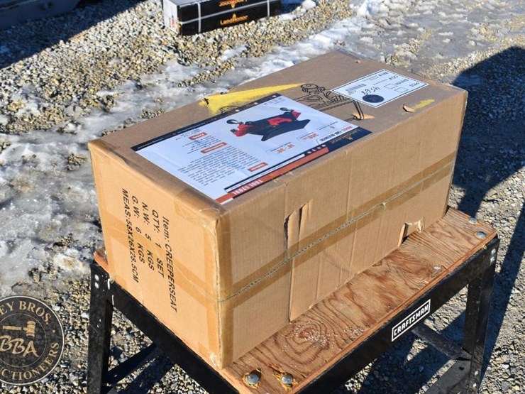 landhonor-tool-stool-image-4