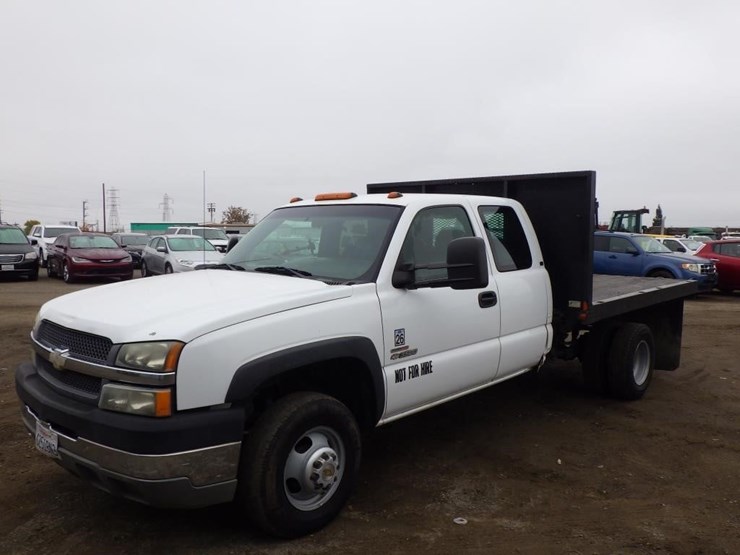 2003-chevrolet-3500-image-1