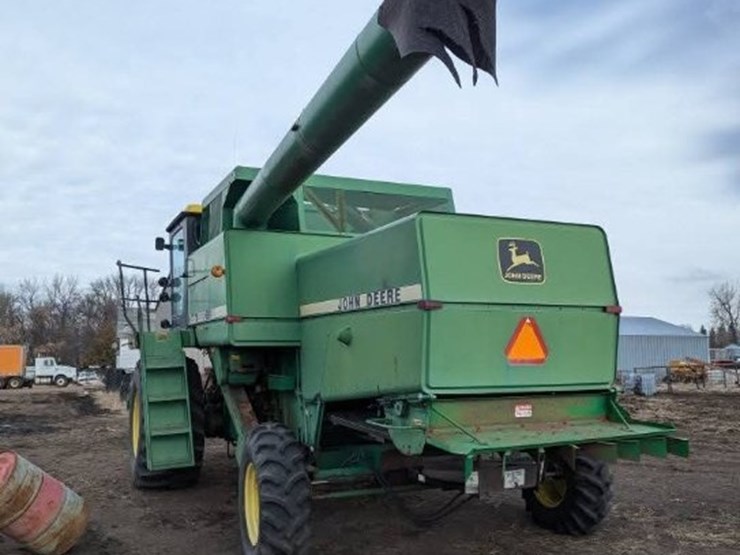 john-deere-8820-image-3