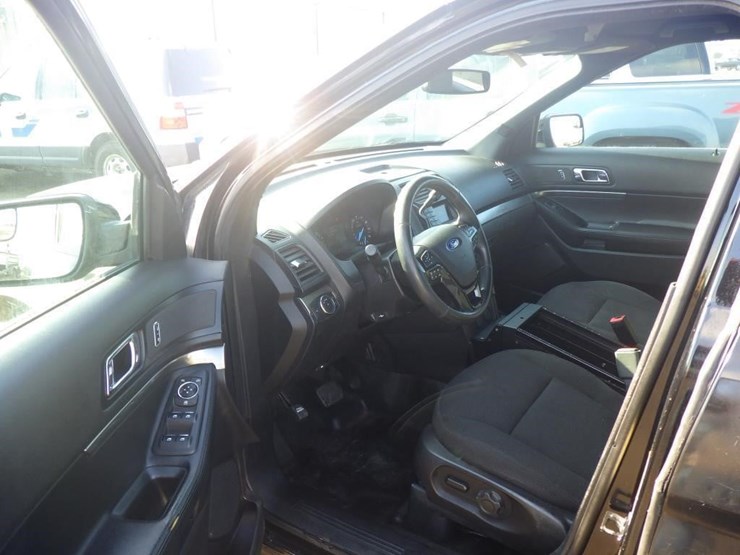 ford-explorer-image-5