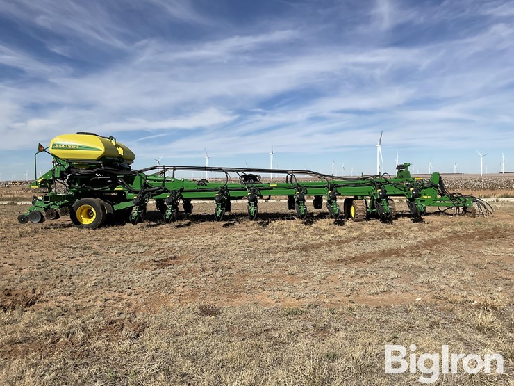 john-deere-db90-image-4