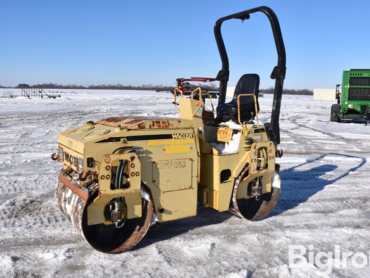 2001-wacker-neuson-rd25-image-1