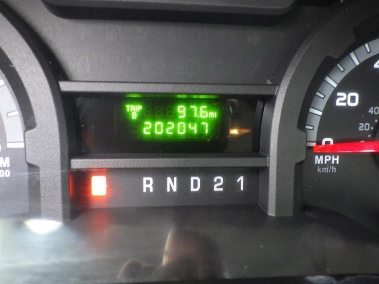 ford-econoline-350-image-13