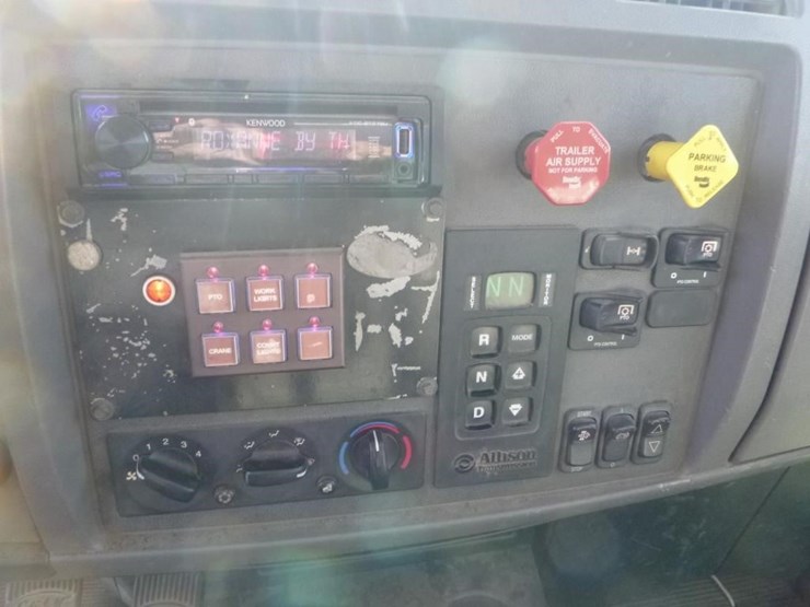 auto-crane-6006h-image-22