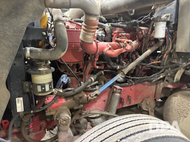 international-9900i-image-23