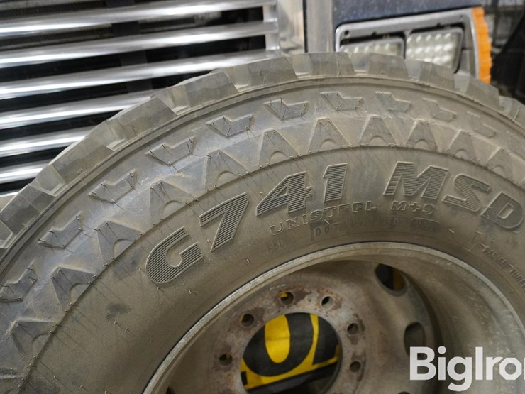11r24.5-goodyear-tires-w/rims-image-12