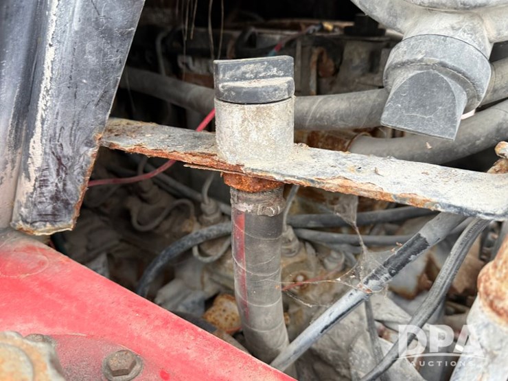 massey-ferguson-7500-image-15