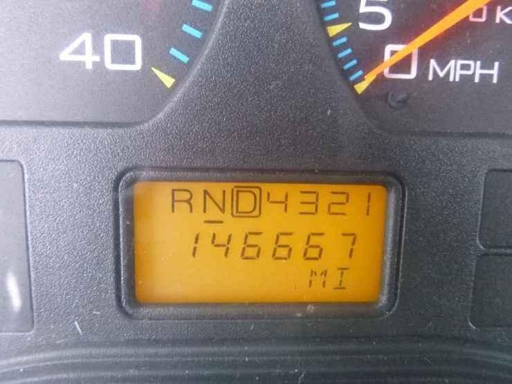 2004-international-durastar-4300-image-24