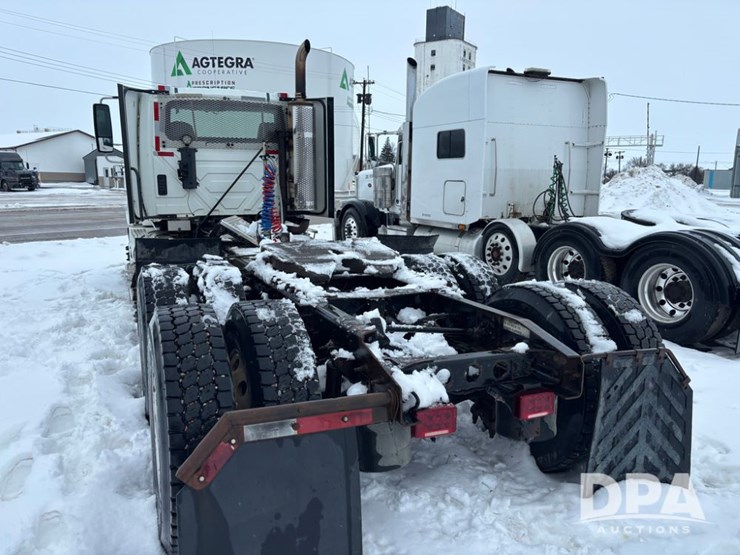 2012-international-prostar-image-7