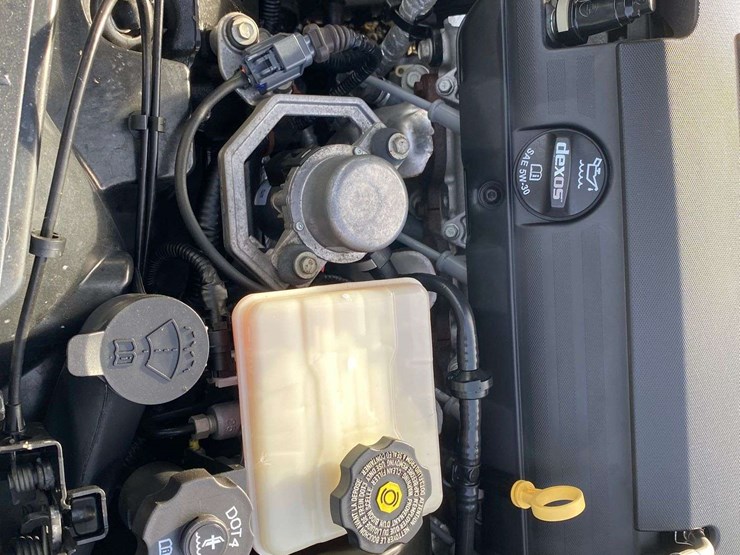 2014-chevrolet-corvette-stingray-coupe-image-27