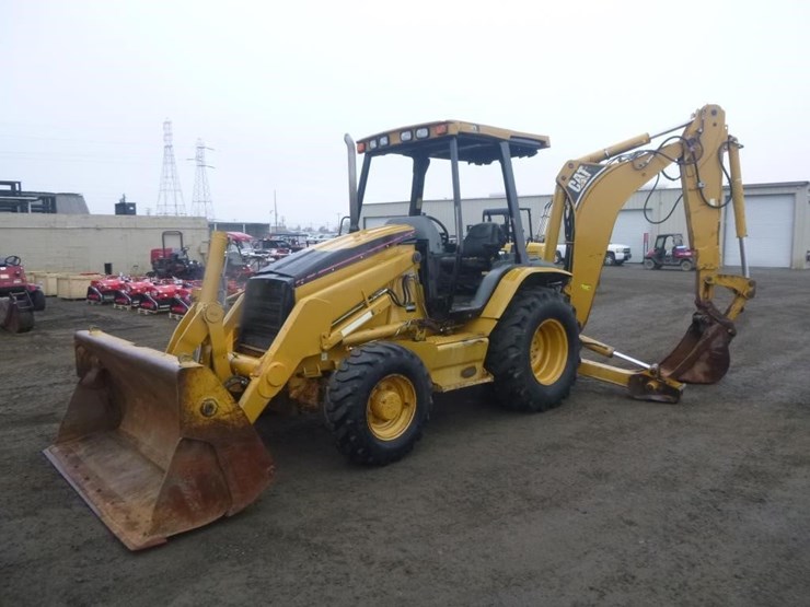 2005-caterpillar-420d-image-1