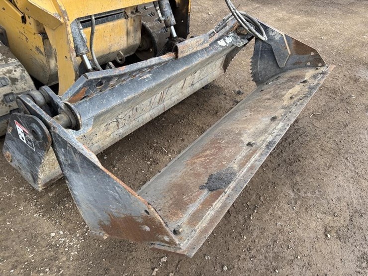 caterpillar-259d-image-11