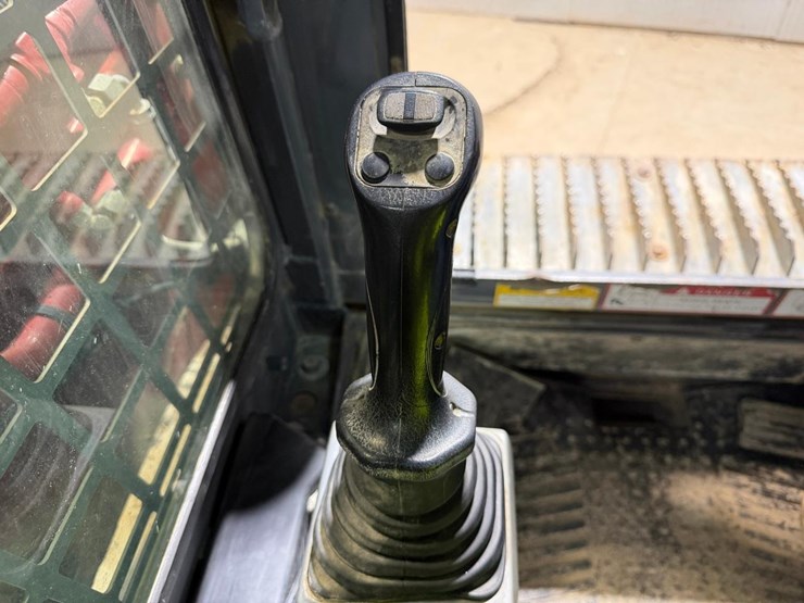 takeuchi-tl12-image-21