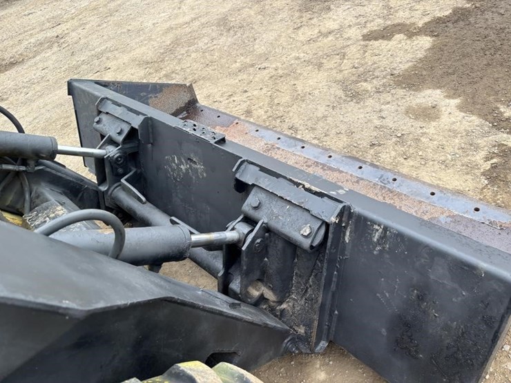 1995-new-holland-lx865-image-11