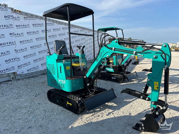 unused-2025-cfg-industrial-h15r-mini-excavator-image-2