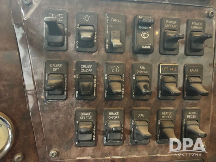 international-9900i-image-65