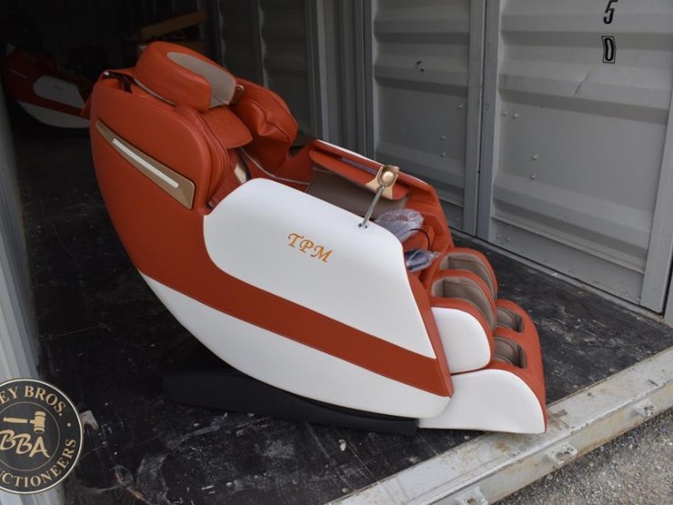 tpm-z69-massage-chair,-full-body-air-pressure,-zero-gravity,-heating-function-image-6