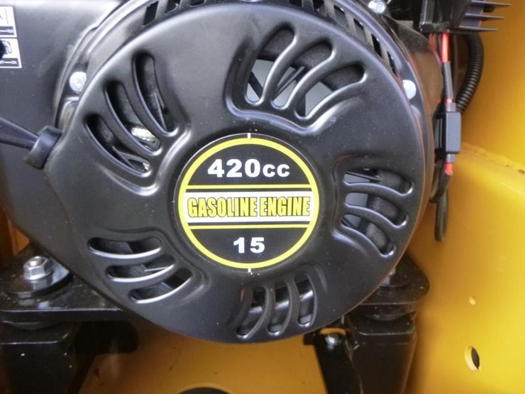 2025-agt-mx-mrt14-skid-steer-track-loader-image-16