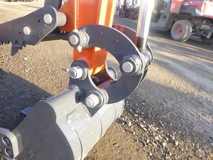 2025-sdlanch-sdle18p-hydraulic-excavator-image-11