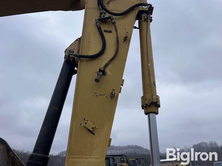 2005-caterpillar-325cl-image-16