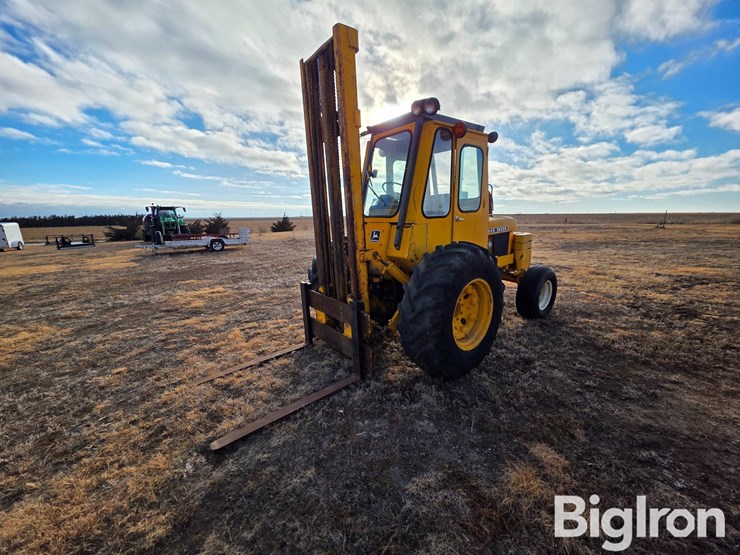 john-deere-380-image-1