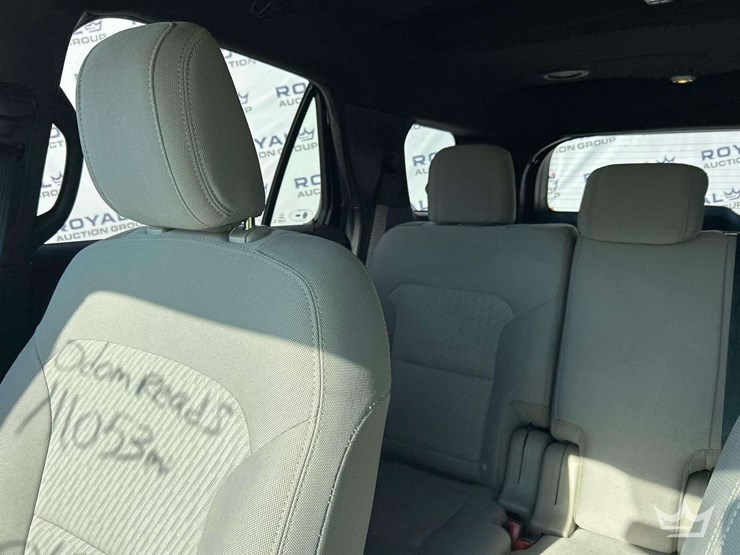 2018-ford-explore-awd-suv-image-21