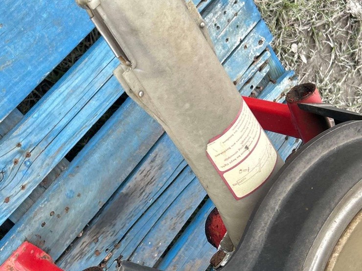 kverneland-ps203-seed-spreader-pto-attachment-image-7