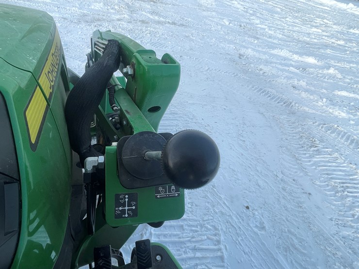 john-deere-3025e-image-19