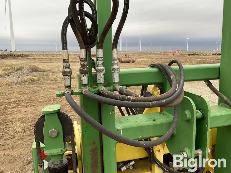 sm-fab-2085-heavy-duty-round-cotton-bale-handler-w/mast-image-19