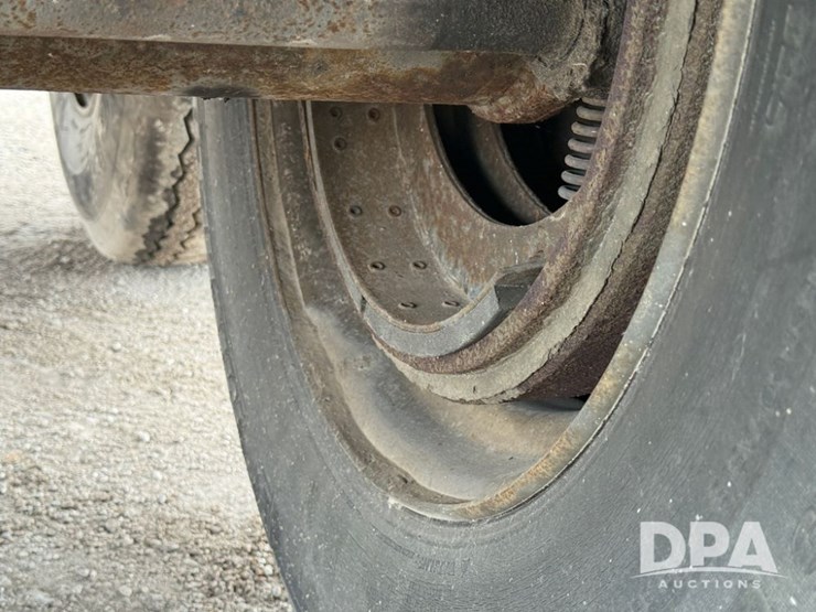 2016-timpte-grain-trailer-image-60