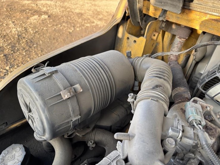 caterpillar-2p6000-image-33