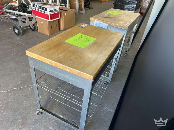 two-mobile-storage-carts-image-3