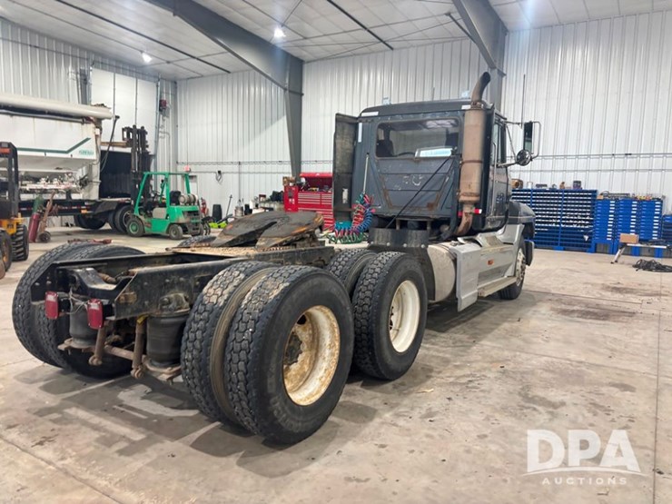 1993-mack-ch613-image-8