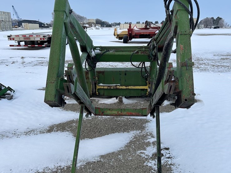 john-deere-loader-image-9