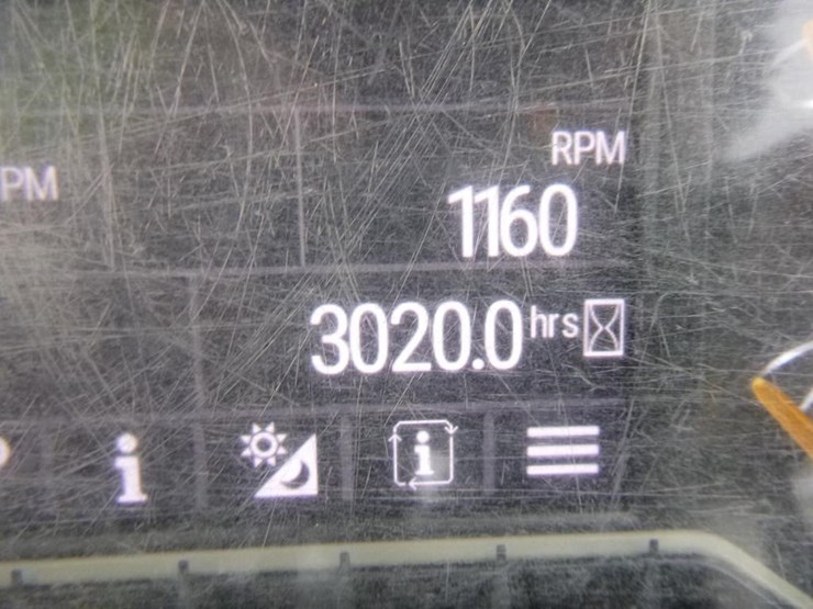 2021-caterpillar-415-il-image-42