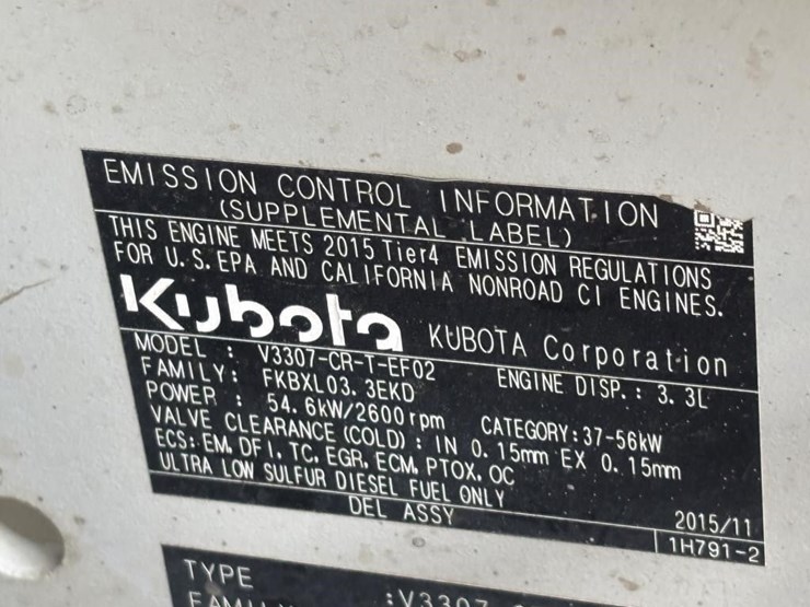 2016-takeuchi-tl8-image-42