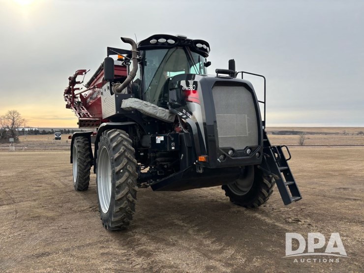 2018-case-ih-810-image-25